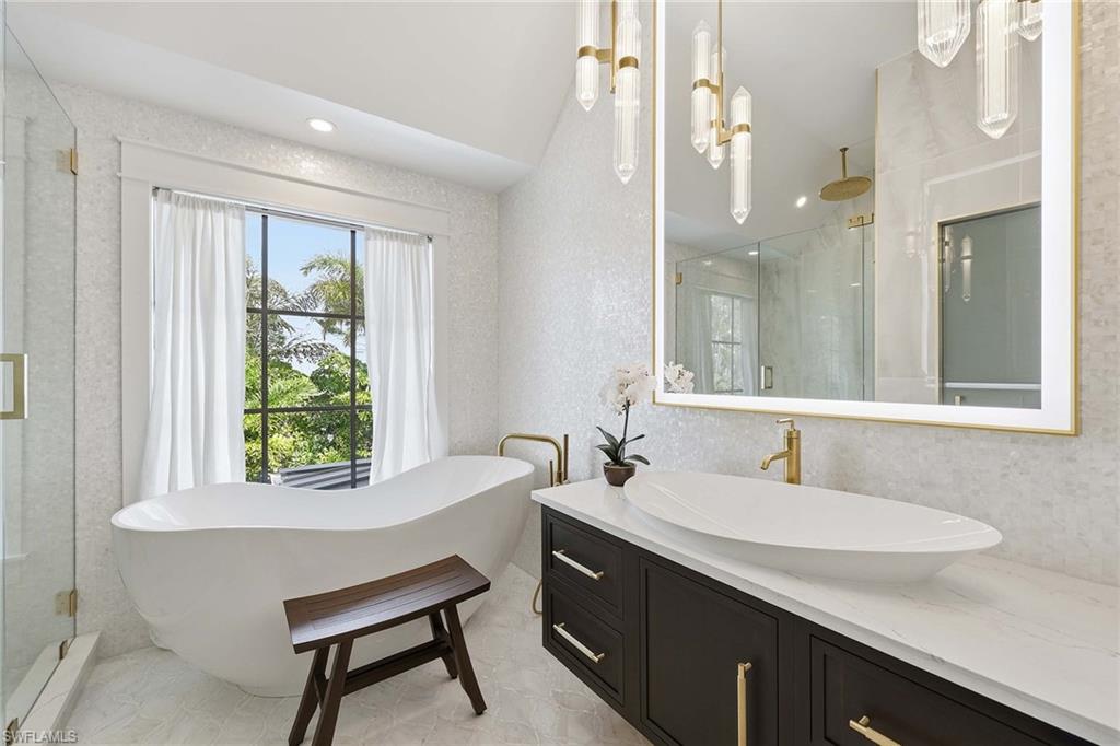 OLDE NAPLES - Residential