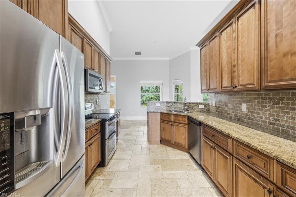 GOLDEN GATE ESTATES - Residential