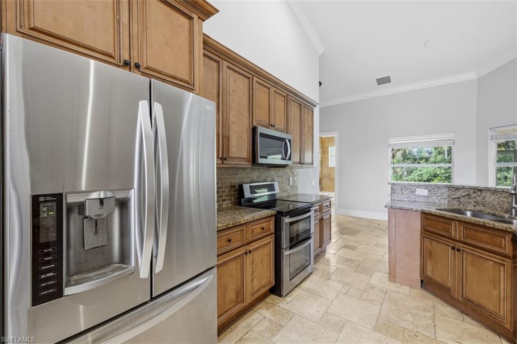 GOLDEN GATE ESTATES - Residential