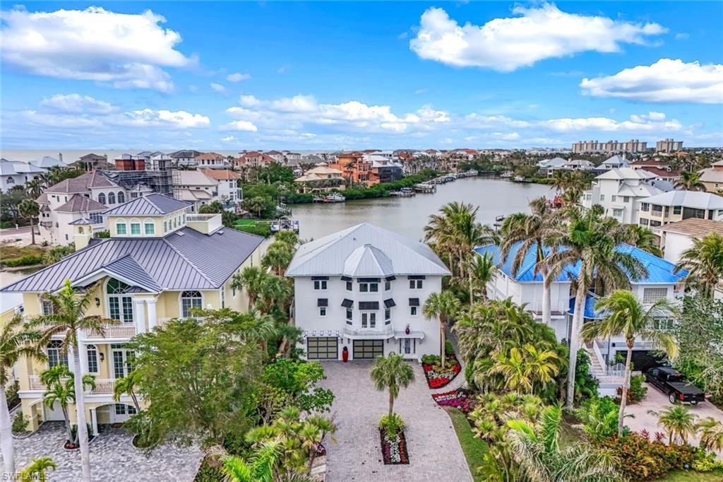 BAYFRONT GARDENS - Residential