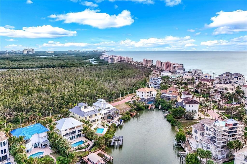 BAYFRONT GARDENS - Residential