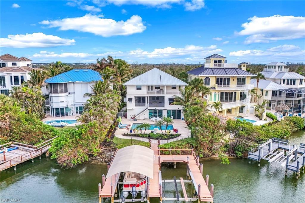 BAYFRONT GARDENS - Residential