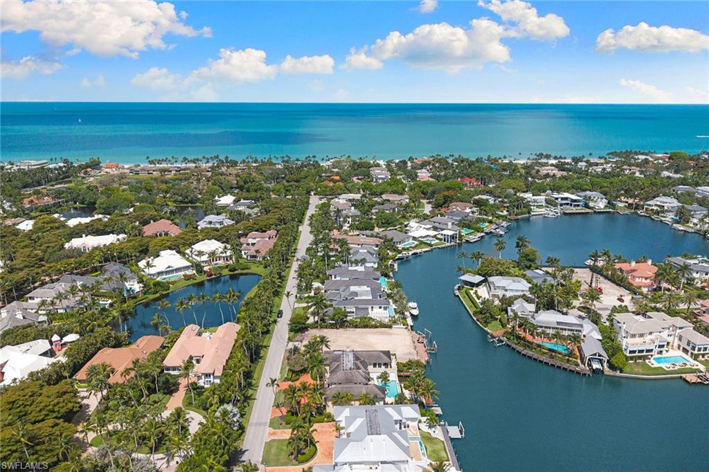 AQUALANE SHORES - Land