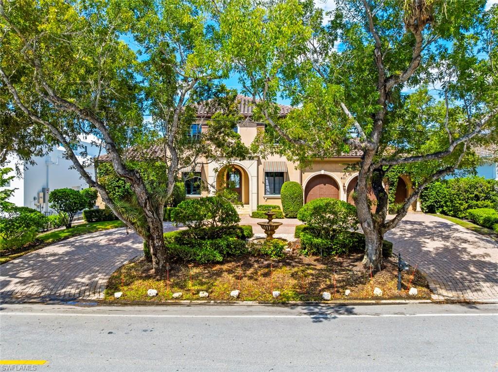 AQUALANE SHORES - Residential