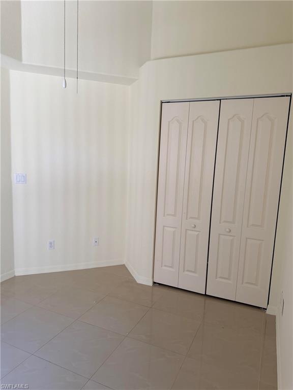 IBIS COVE - Residential Lease
