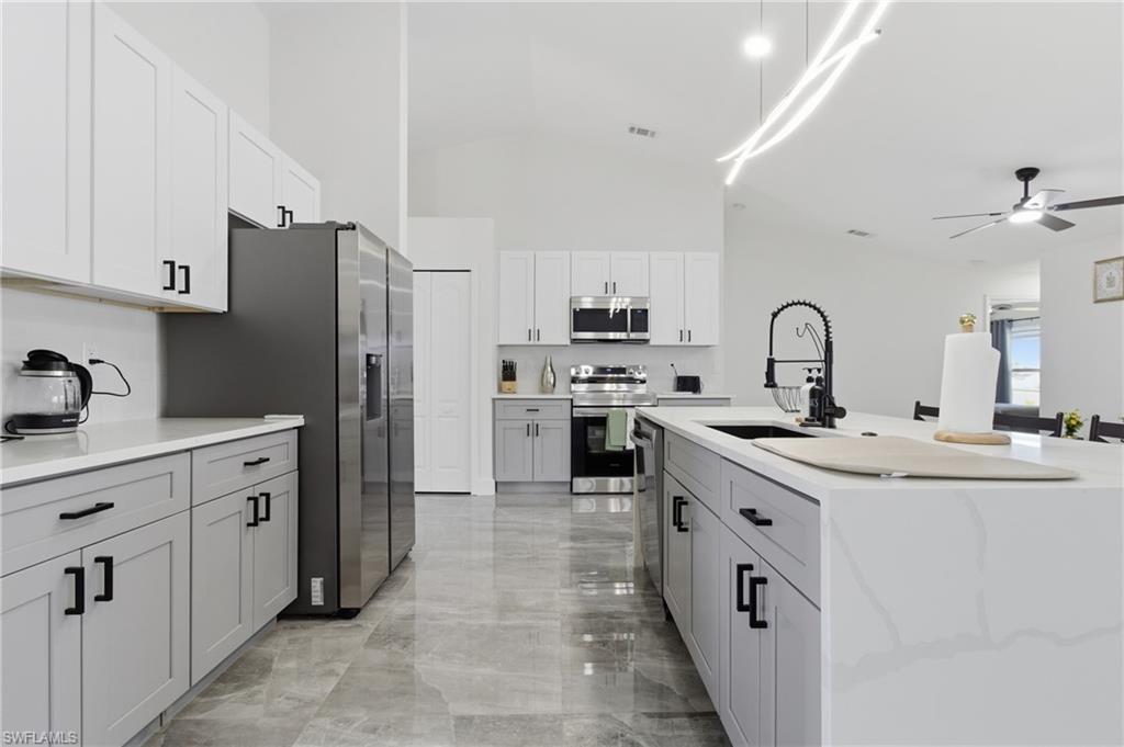 PELICAN COVE - Residential