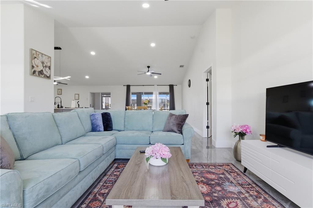 PELICAN COVE - Residential