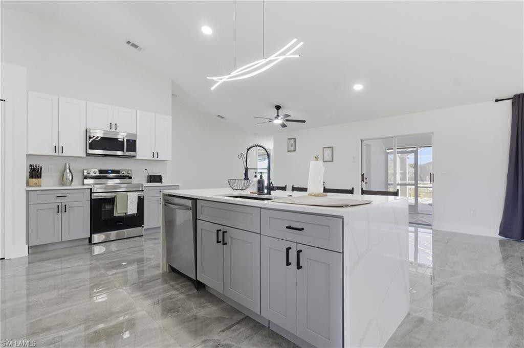 PELICAN COVE - Residential