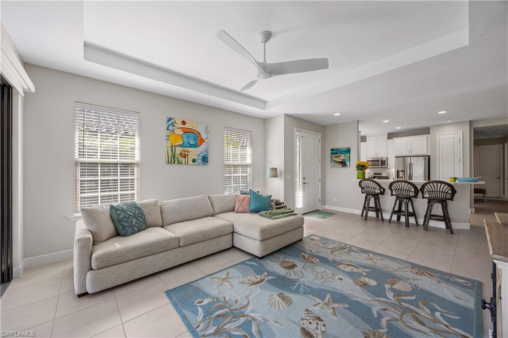 ESPLANADE AT HACIENDA LAKES - Residential Lease