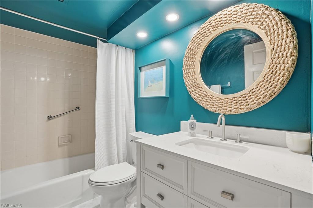 ADMIRALTY POINT - Residential