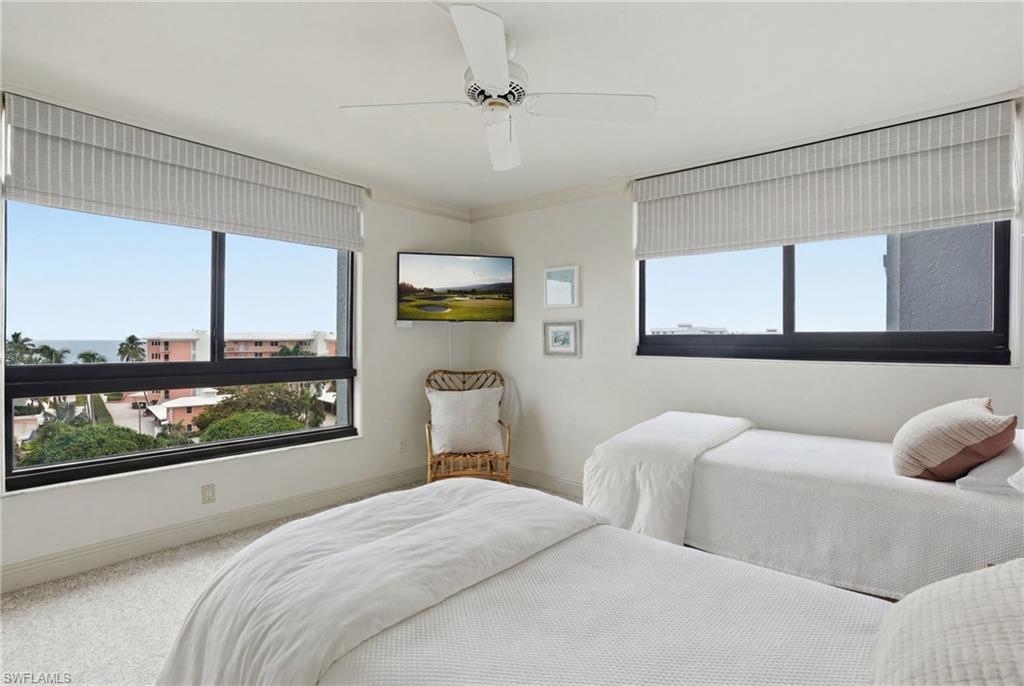 ADMIRALTY POINT - Residential