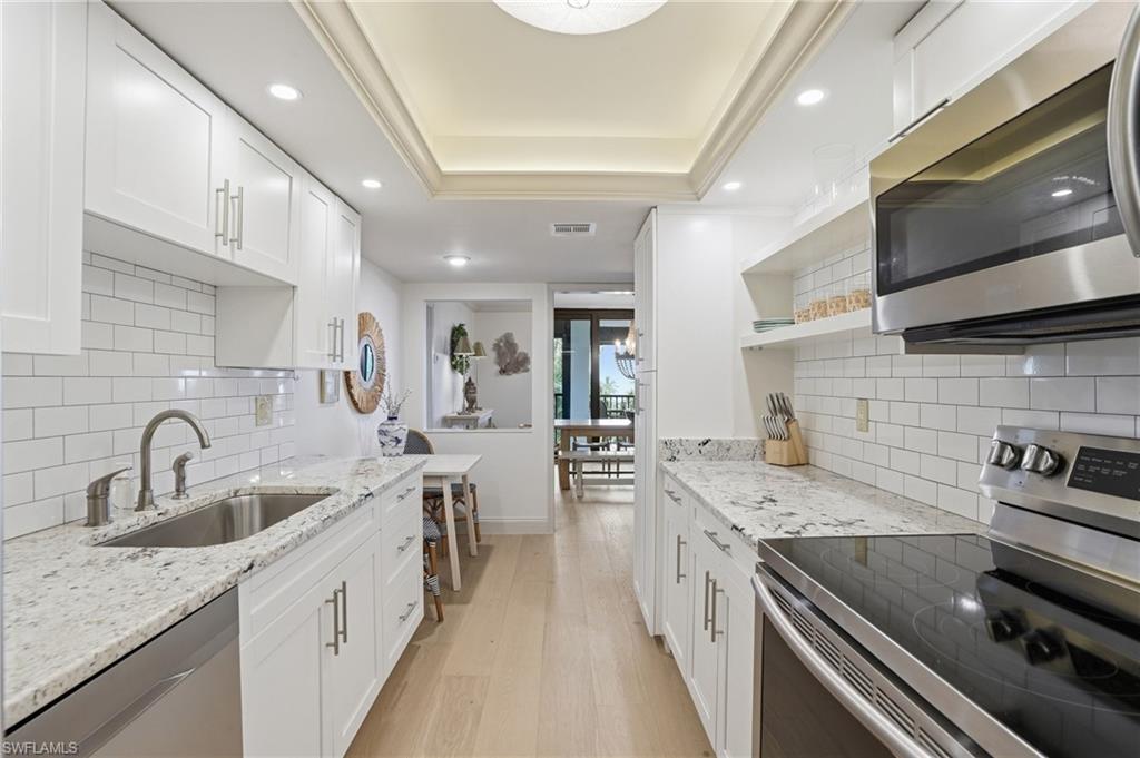 ADMIRALTY POINT - Residential