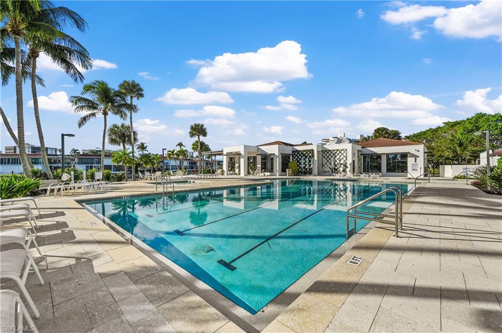ADMIRALTY POINT - Residential