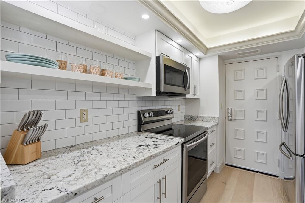 ADMIRALTY POINT - Residential