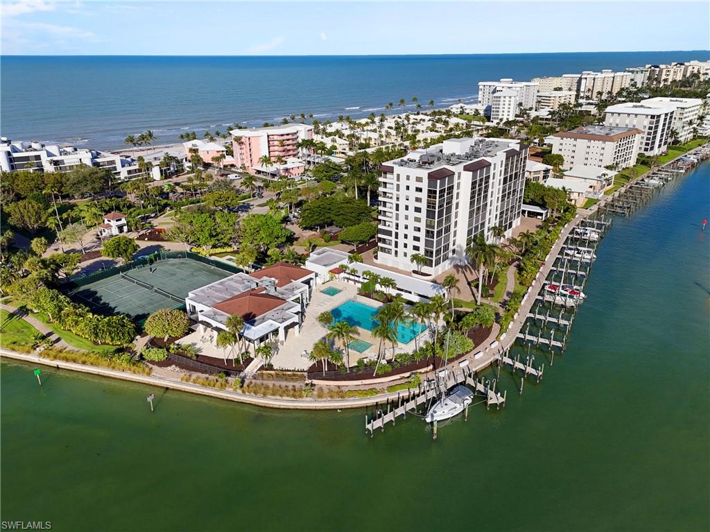 ADMIRALTY POINT - Residential