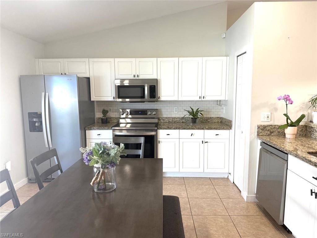 CAPE CORAL - Residential Lease