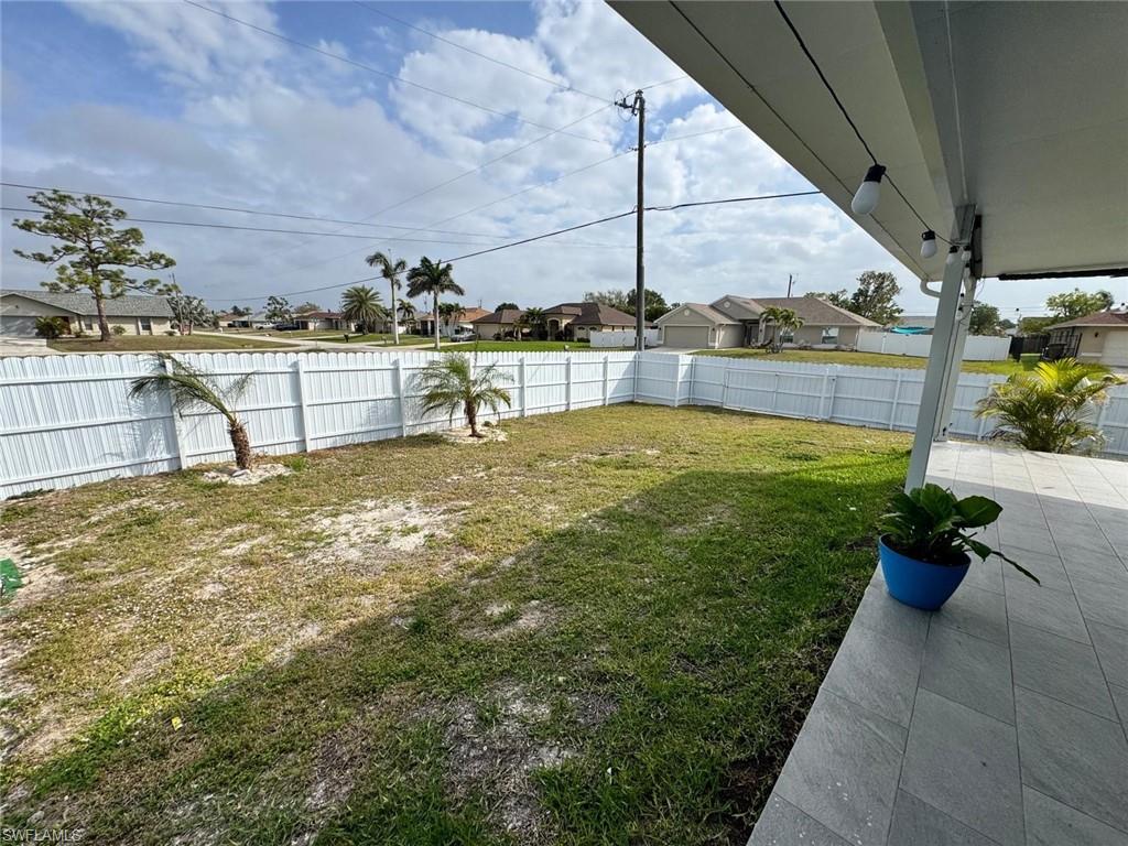 CAPE CORAL - Residential Lease
