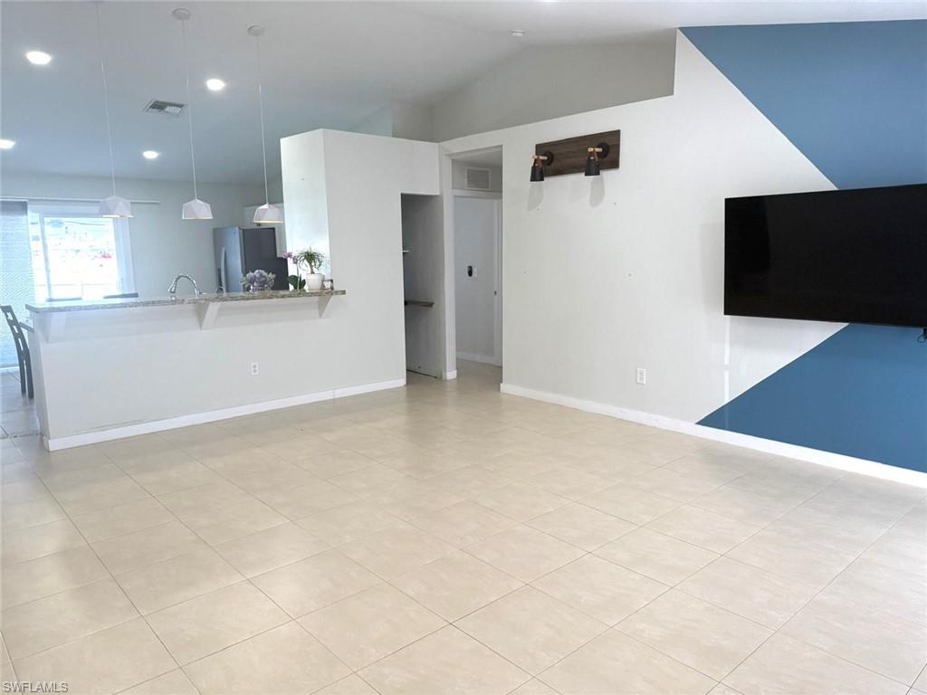 CAPE CORAL - Residential Lease