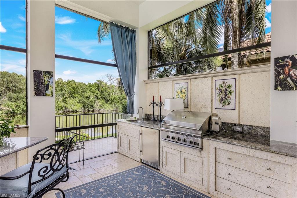 BAY WOODS - Residential