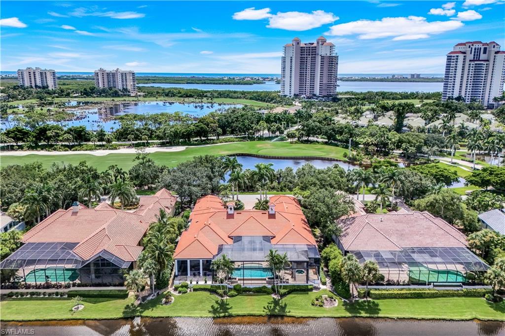 BAY WOODS - Residential