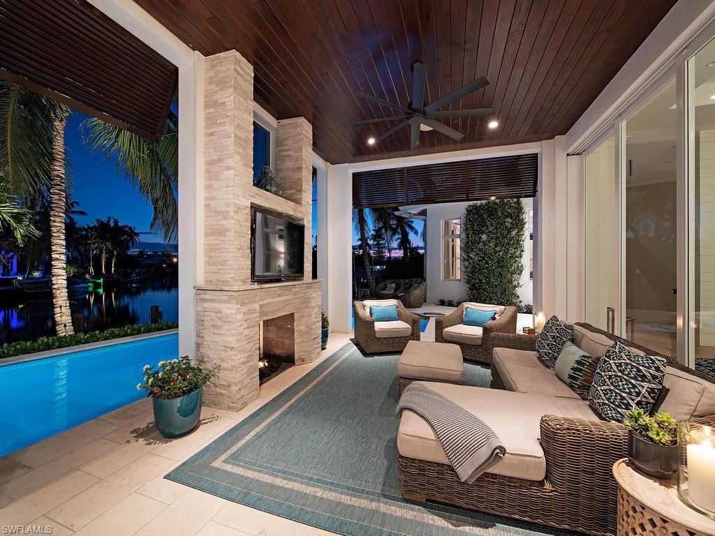 ROYAL HARBOR - Residential