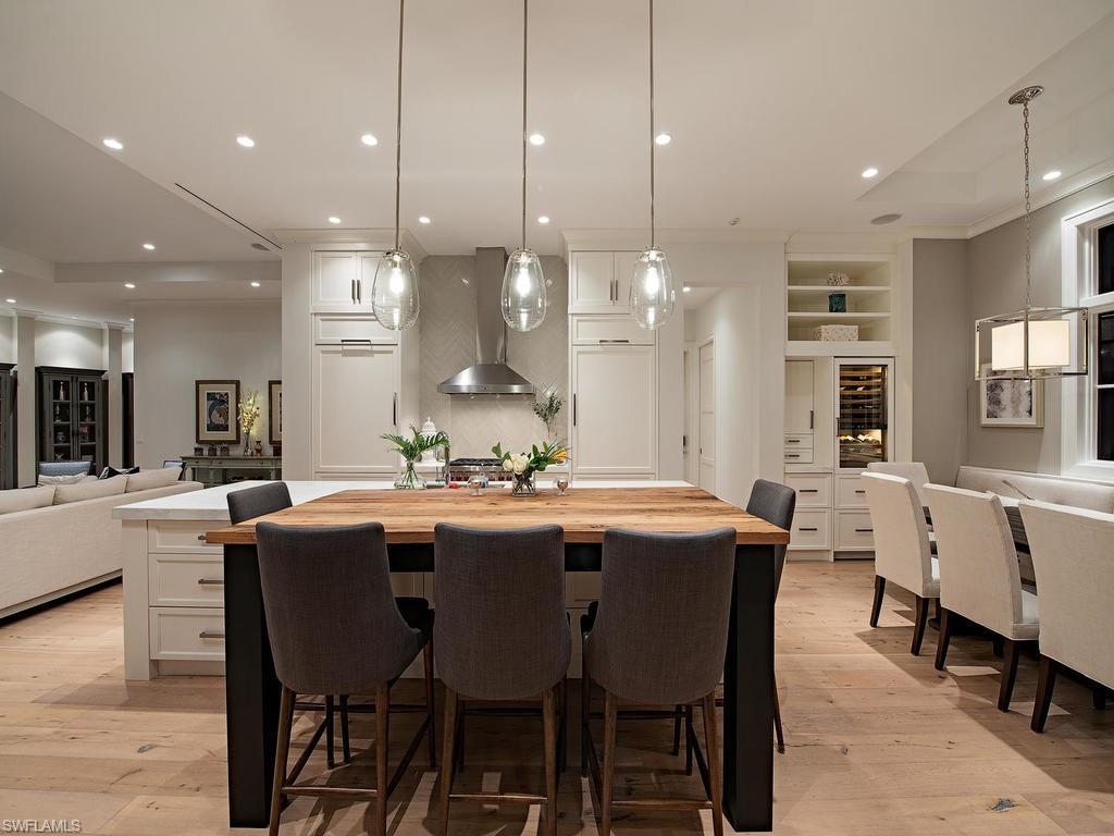 ROYAL HARBOR - Residential