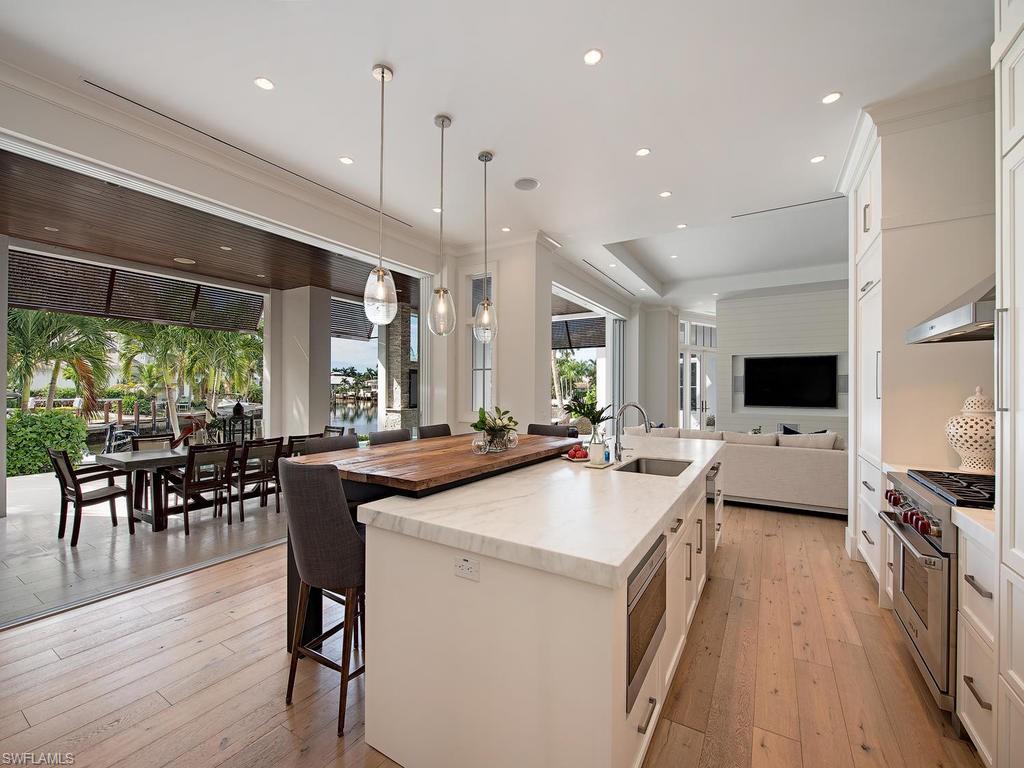 ROYAL HARBOR - Residential