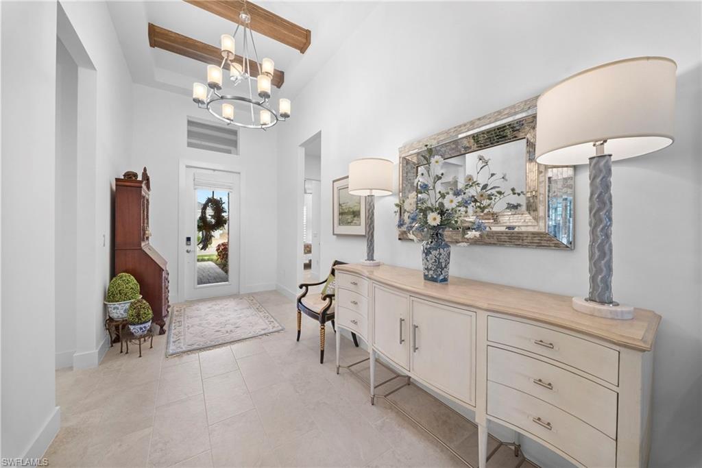 SEVEN SHORES - Residential