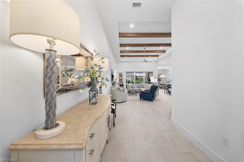 SEVEN SHORES - Residential
