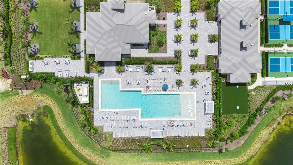 SEVEN SHORES - Residential