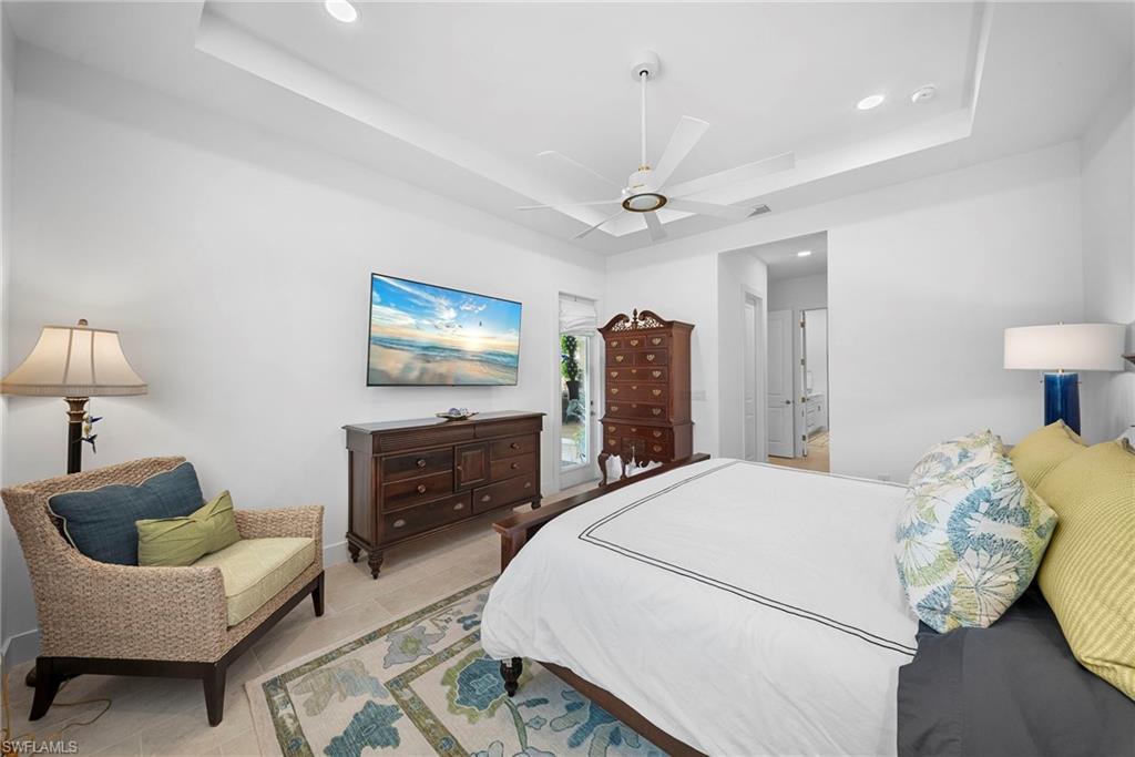 SEVEN SHORES - Residential