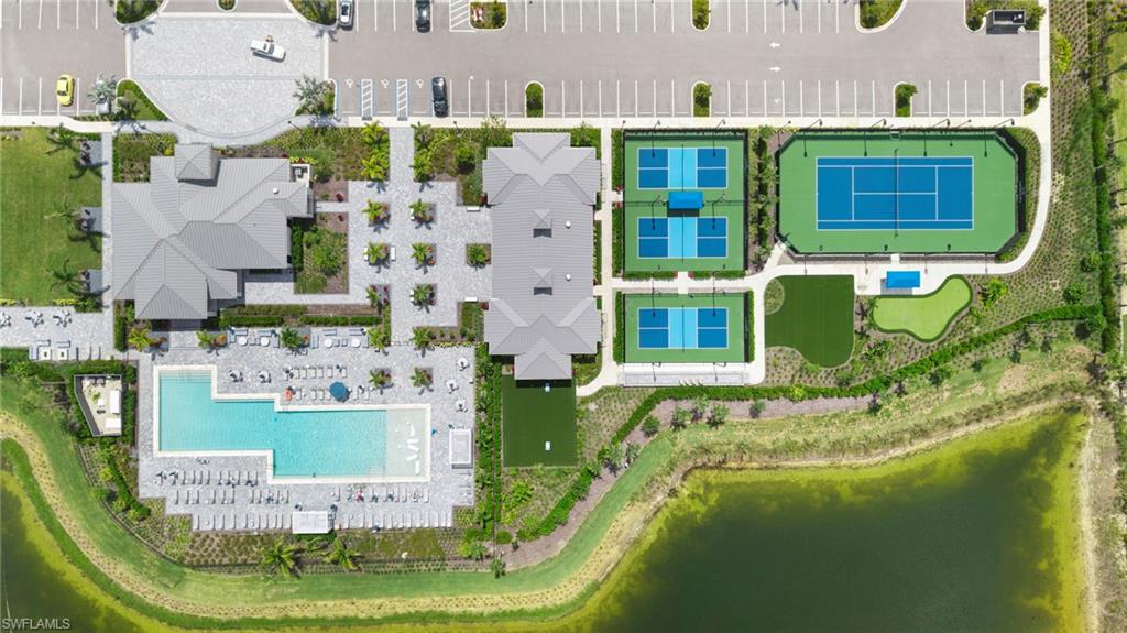 SEVEN SHORES - Residential