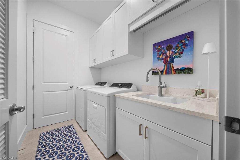 SEVEN SHORES - Residential