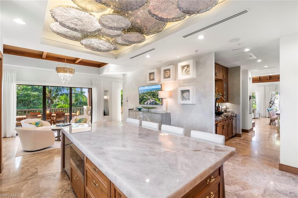 AQUALANE SHORES - Residential