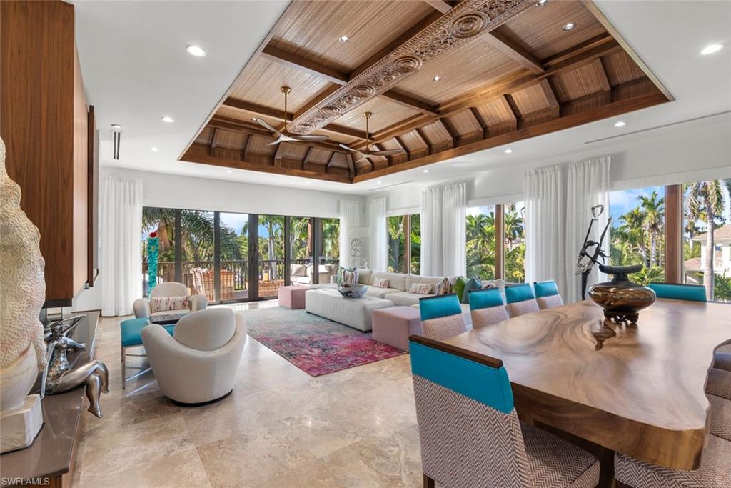 AQUALANE SHORES - Residential