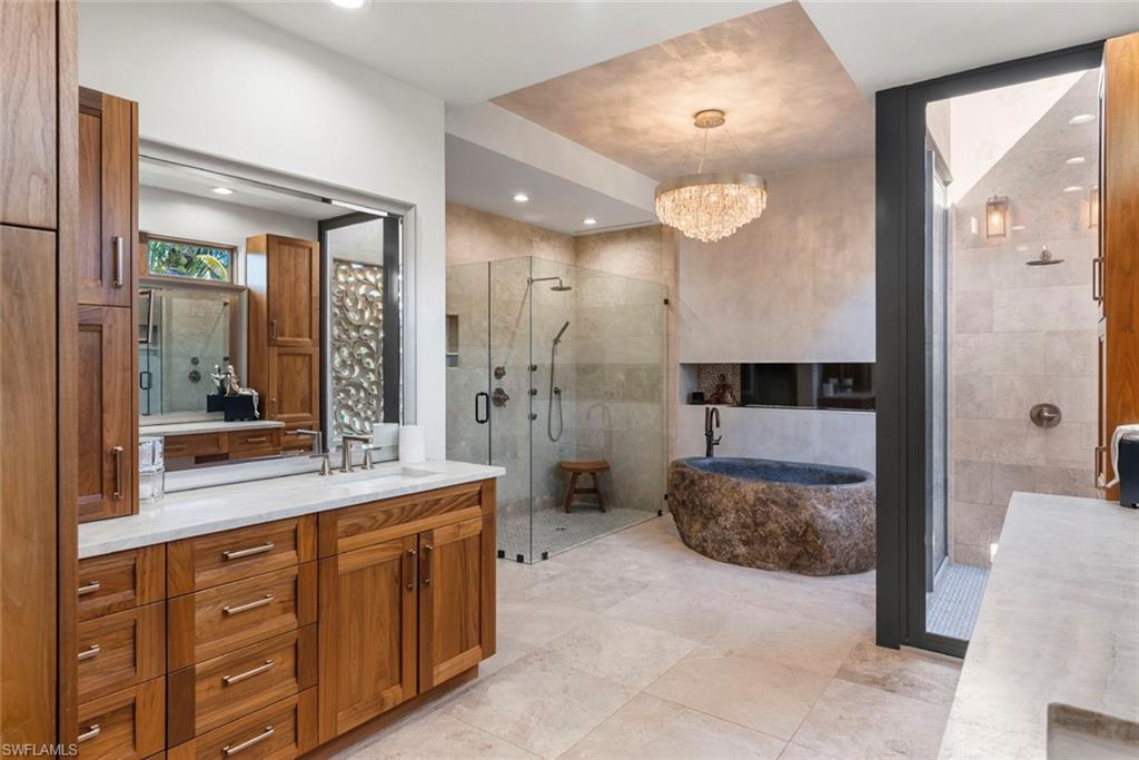 AQUALANE SHORES - Residential