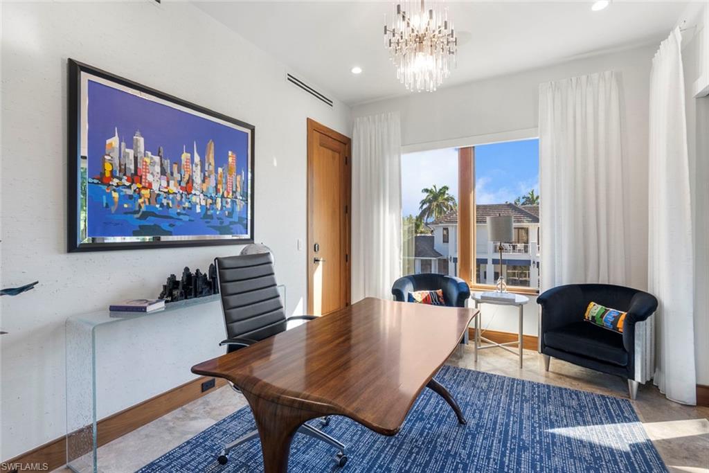 AQUALANE SHORES - Residential