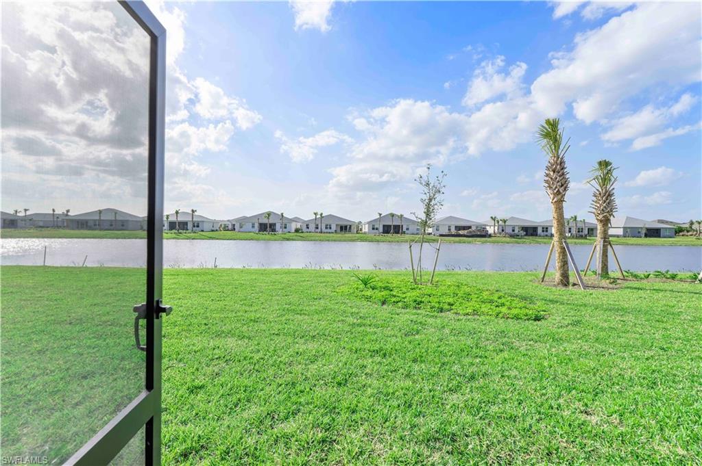 CRESCENT LAKES - Residential Lease