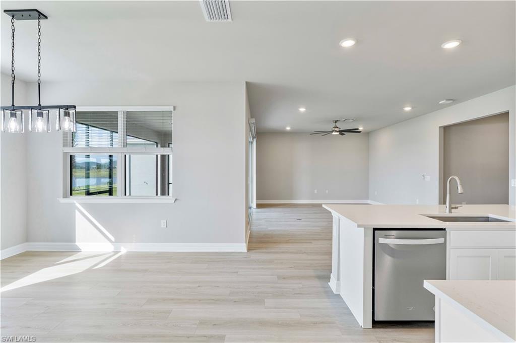CRESCENT LAKES - Residential Lease