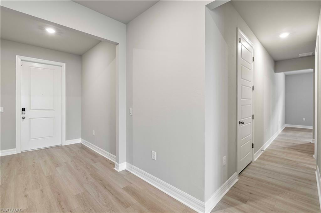 CRESCENT LAKES - Residential Lease