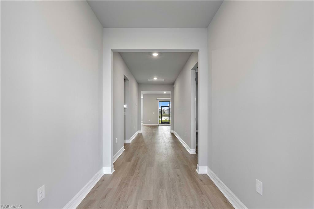 CRESCENT LAKES - Residential Lease