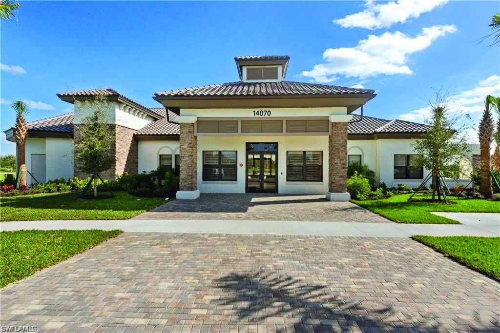 PORTICO - Residential