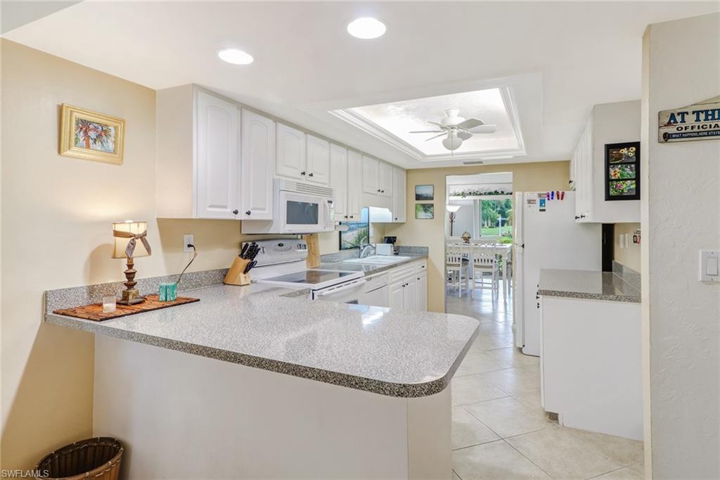 WINDJAMMER VILLAGE AT THE LAND - Residential