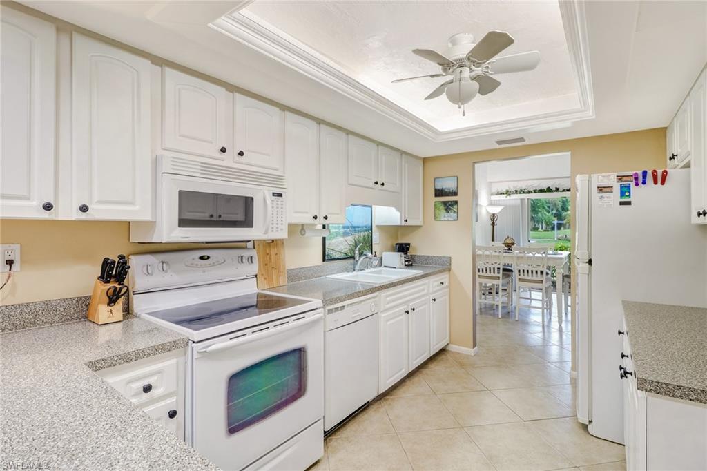 WINDJAMMER VILLAGE AT THE LAND - Residential