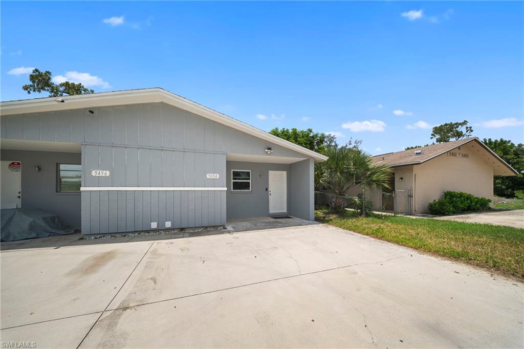 PINE MANOR - Residential Lease