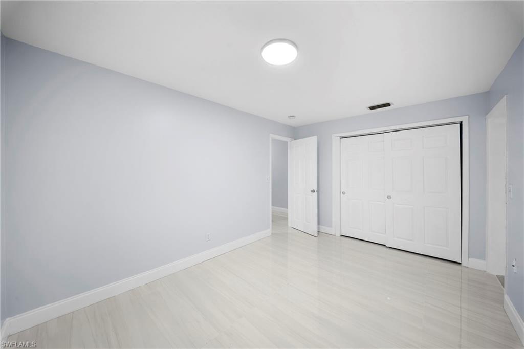 PINE MANOR - Residential Lease