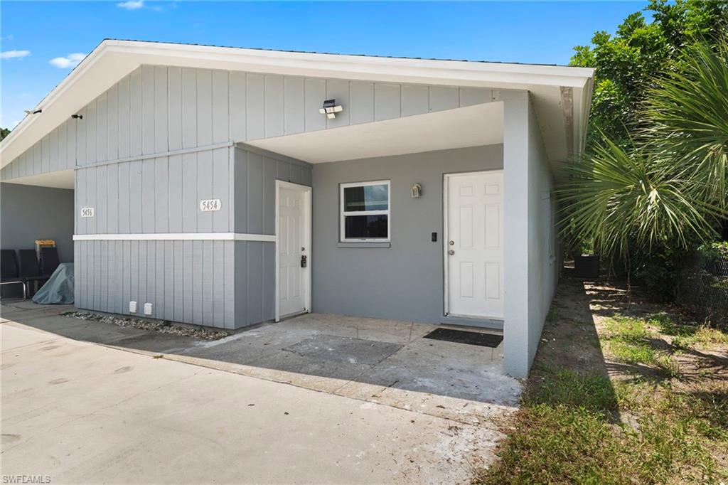 PINE MANOR - Residential Lease