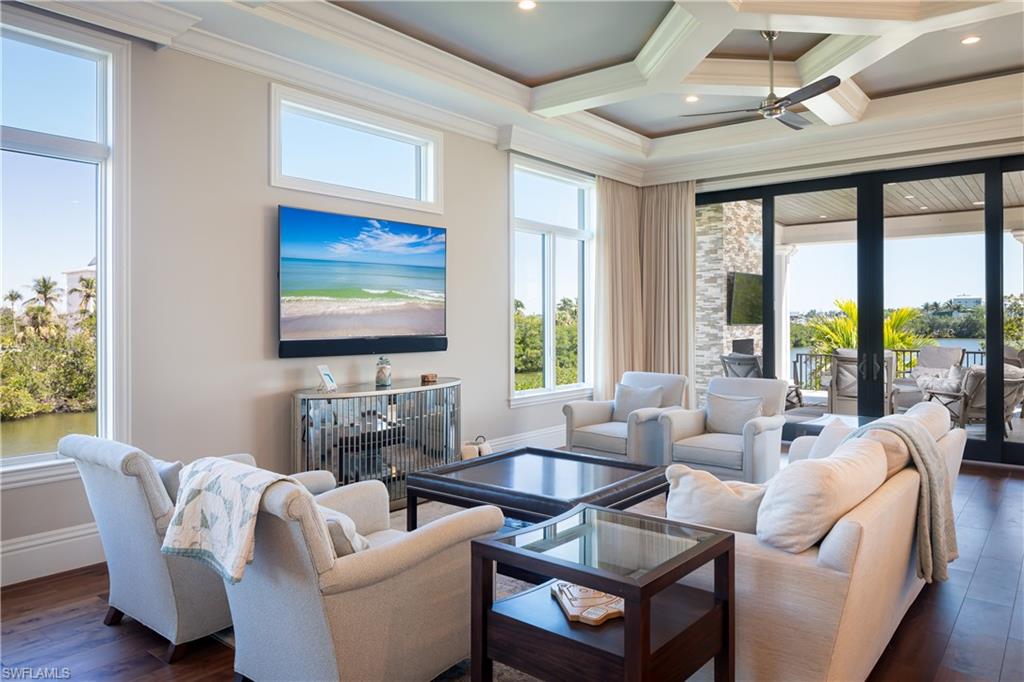 SOUTHPORT ON THE BAY - Residential