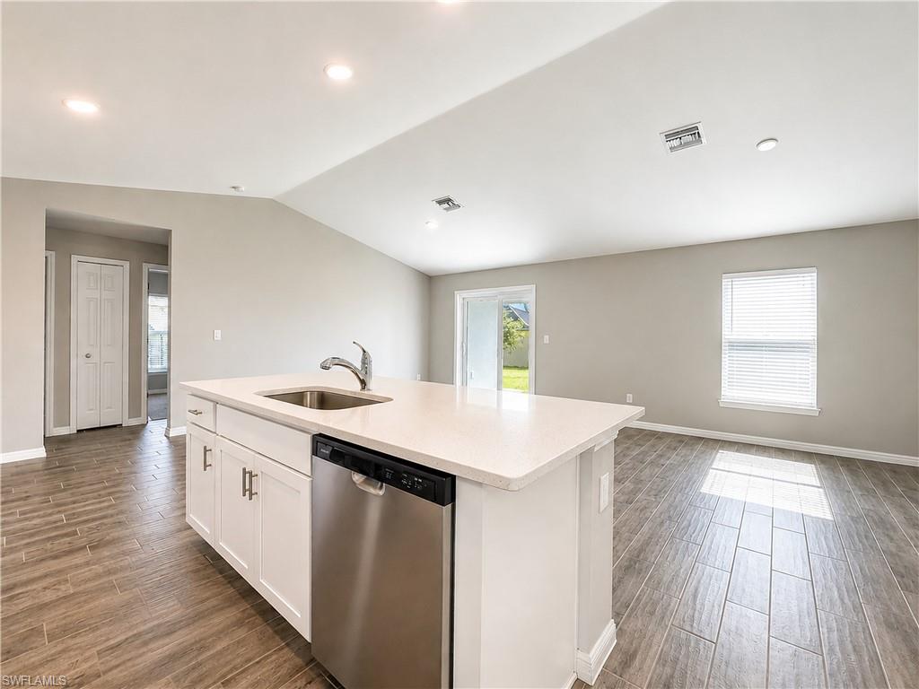 CAPE CORAL - Residential Lease