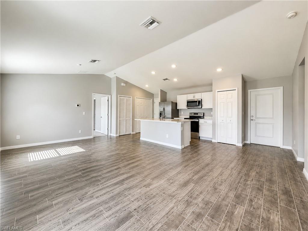CAPE CORAL - Residential Lease